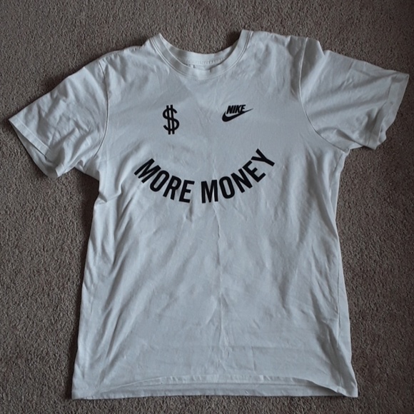 Nike tshirt size medium - Picture 3 of 4